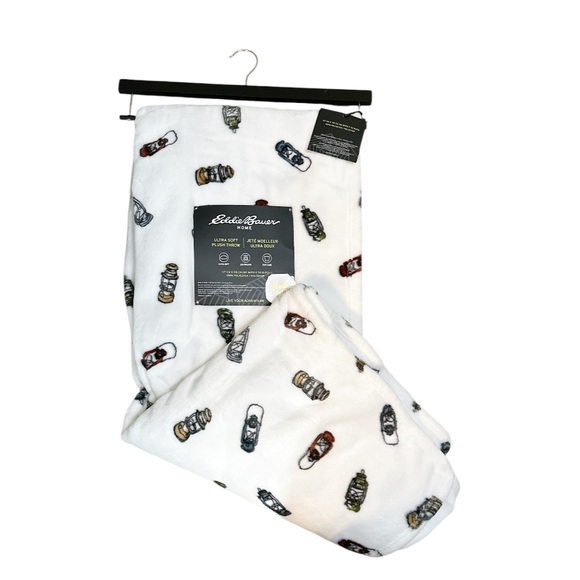 NEW Eddie Bauer CAMPING LANTERN Throw - Picture 1 of 7